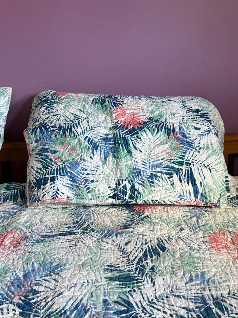 Coastal Living Queen Tropical Palm Leaf Quilt Set with 2 Standard Shams - Picture 2 of 8